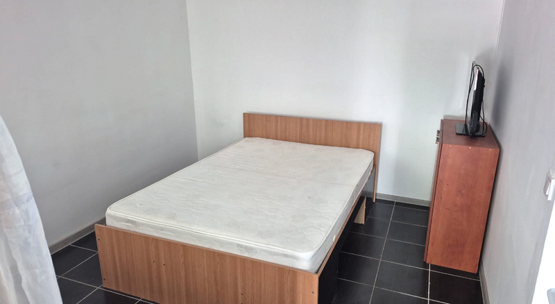 1 Decembrie, str. Grigore Moisil, la curte, ocazie!